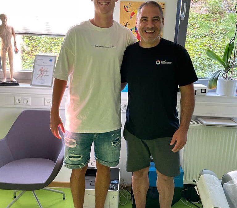 Vielen Dank für das Vertrauen in unsere Therapie Mathias Honsak (Spieler vom SV Darmstadt 98)